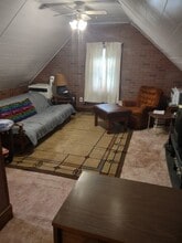 84 Baker St in Johnson City, NY - Building Photo - Building Photo