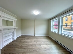 34 Barnes Rd in St John's, NL - Building Photo - Building Photo