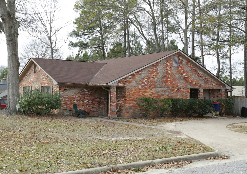 6261 Olde Towne Dr in Columbus, GA - Building Photo