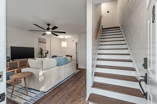 8 Grove St in Charleston, SC - Building Photo - Building Photo