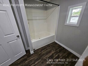 958 Pony Express Trail in Mooresville, IN - Building Photo - Building Photo