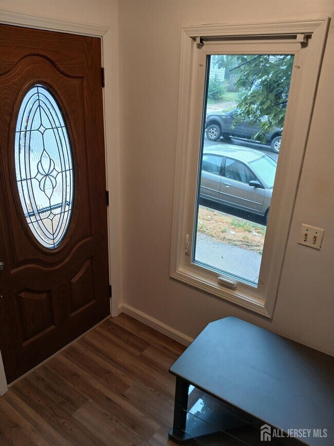 71 Redmond St in New Brunswick, NJ - Building Photo - Building Photo