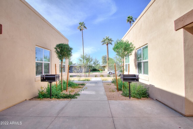2245 N Dayton St in Phoenix, AZ - Building Photo - Building Photo