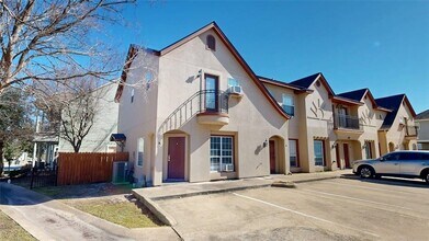 301 Nimitz St in College Station, TX - Building Photo - Building Photo