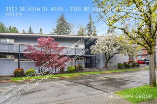 3903 NE 45th St in Seattle, WA - Building Photo