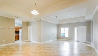 665 SE 31st Ave in Homestead, FL - Building Photo - Building Photo