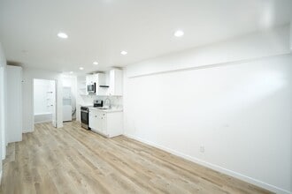 26074 Bay Ave in Moreno Valley, CA - Building Photo - Building Photo