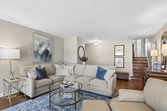 510 Knox Ave in Wilmette, IL - Building Photo - Building Photo