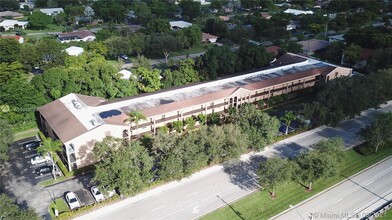 2700 Coral Springs Dr in Coral Springs, FL - Building Photo - Building Photo