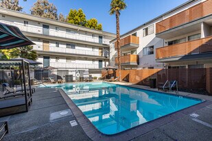 The Heltsley in Redwood City, CA - Building Photo