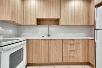 8650 SW 67th Ave in Pinecrest, FL - Building Photo - Building Photo