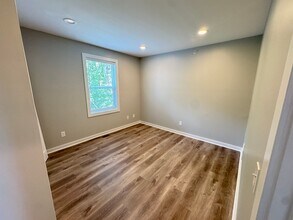 601-603 Emerald Ave NE in Grand Rapids, MI - Building Photo - Building Photo