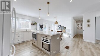 142 Patterson Rd in Barrie, ON - Building Photo