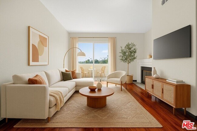 property at 1653 Micheltorena St