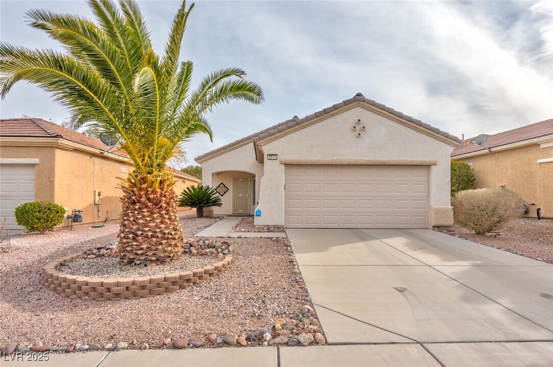 2541 Libretto Ave in Henderson, NV - Building Photo