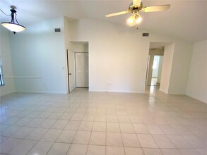 1297 SW 151st Ave in Sunrise, FL - Building Photo - Building Photo