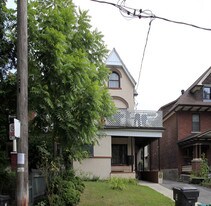 55 Beaty Ave in Toronto, ON - Building Photo