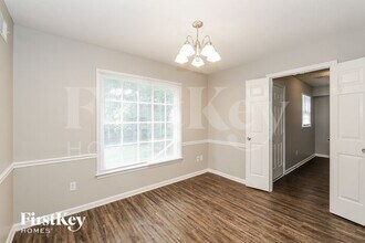 5041 Cottage Ln in Memphis, TN - Building Photo - Building Photo