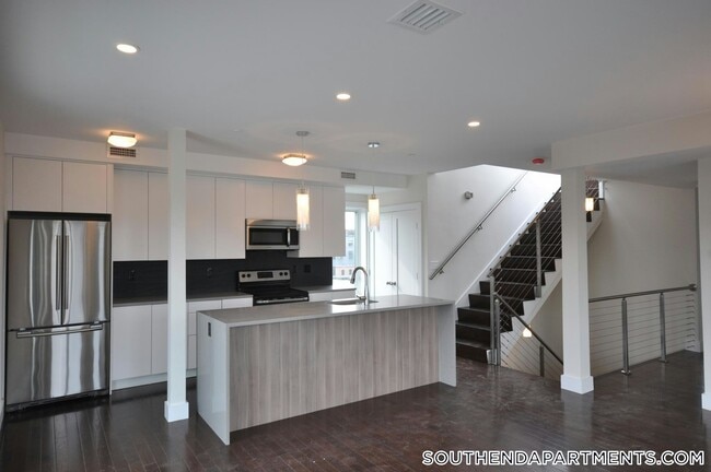 659 Massachusetts Ave