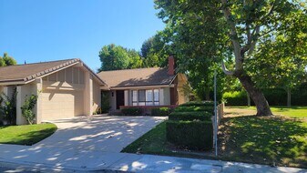 18745 Paseo Picasso in Irvine, CA - Building Photo