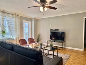 300 Peachtree St in Atlanta, GA - Building Photo - Building Photo