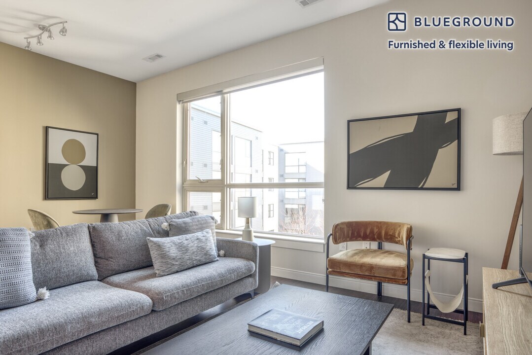 65 Brainerd Rd in Boston, MA - Building Photo