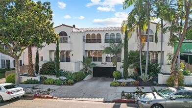 1409 Havenhurst Dr in West Hollywood, CA - Building Photo - Building Photo