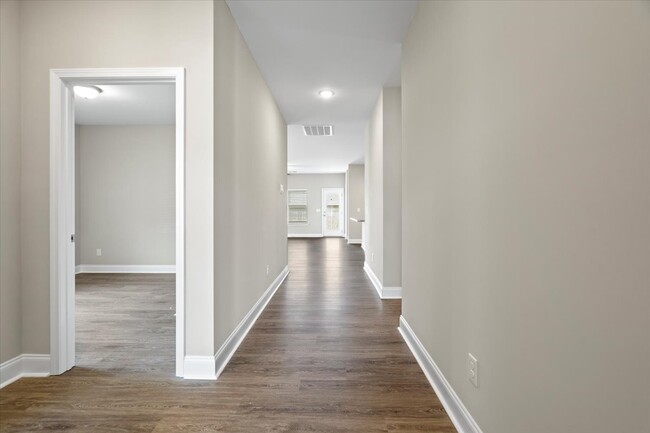 1466 Summergate Dr in Florence, SC - Foto de edificio - Building Photo
