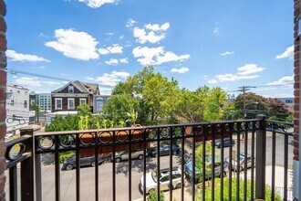 405 Ogden Ave. in Jersey City, NJ - Building Photo - Building Photo