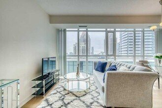 4099-4099 Brickstone Mews in Mississauga, ON - Building Photo - Building Photo
