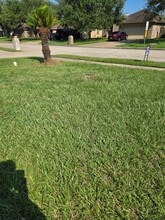 718 Chase View Dr in Bacliff, TX - Building Photo - Building Photo