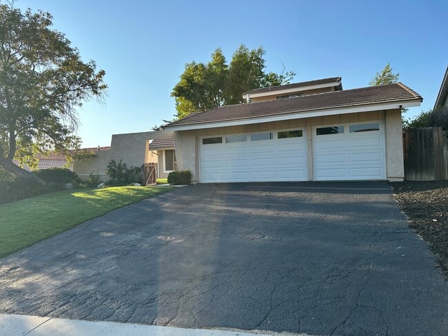 28825 Barragan St in Agoura Hills, CA - Building Photo - Building Photo
