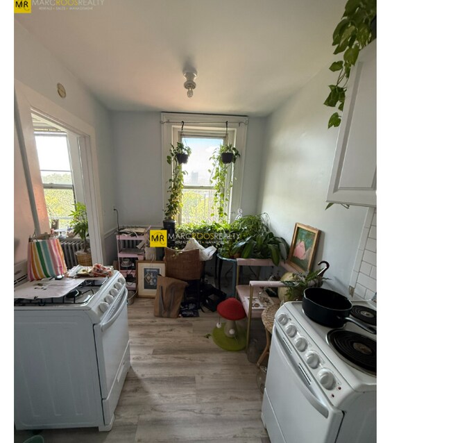 405 Beacon St, Unit 6-8 in Boston, MA - Building Photo - Building Photo