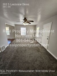 203 S Lakeview Dr in Clearfield, UT - Foto de edificio - Building Photo