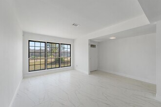 9711 Bertwood St in Houston, TX - Building Photo - Building Photo