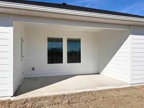 561 Shepherd St in Prairie Grove, AR - Building Photo - Building Photo