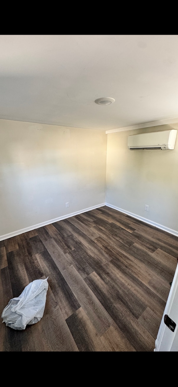 350 West St in Ludlow, MA - Building Photo - Building Photo