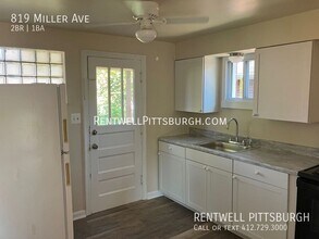 819 Miller Ave in Clairton, PA - Building Photo - Building Photo