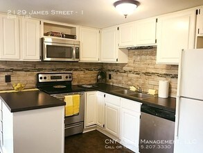 2129 James St-Unit -1 in Syracuse, NY - Building Photo - Building Photo