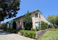 7350 Pickering Ave in Whittier, CA - Foto de edificio - Building Photo