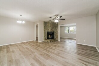 1056 Saddleback Ridge Rd in Apopka, FL - Building Photo - Building Photo