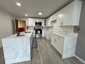 1544 E Quincy Ave in Orange, CA - Building Photo - Building Photo