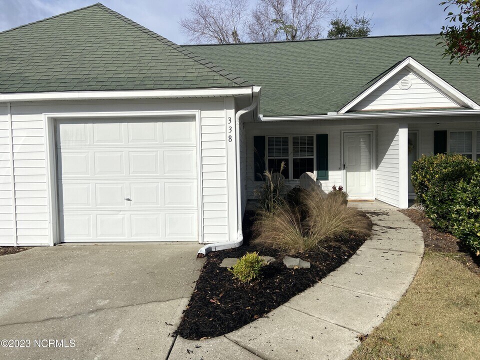 338 Emerald Cove Ct in Wilmington, NC - Building Photo