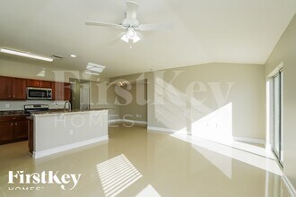 601 NW 17th Ave in Cape Coral, FL - Building Photo - Building Photo