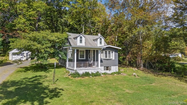 property at 1347 Burlingham Rd