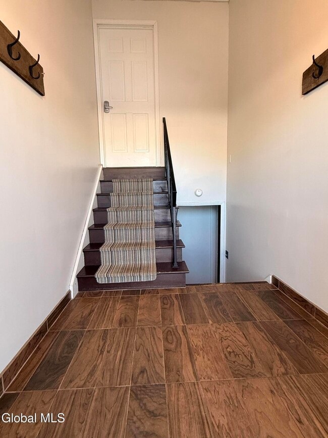 292 Washington St in Saratoga Springs, NY - Building Photo - Building Photo