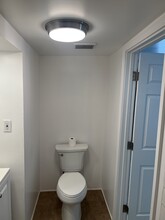 2334 Wilshire St, Unit Apartment in Riverside, CA - Foto de edificio - Building Photo
