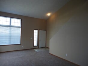 5498 Bastian Blvd in South Beloit, IL - Building Photo - Building Photo