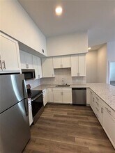 300 N McDonald St in McKinney, TX - Building Photo - Building Photo