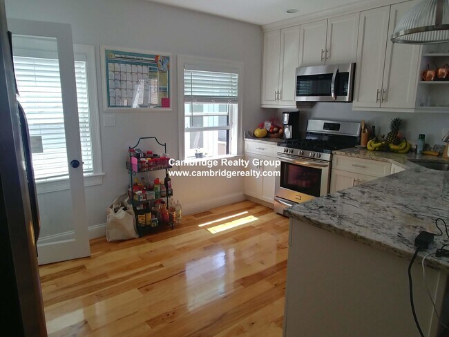35 Porter St, Unit T